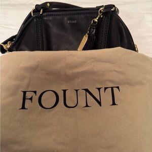 FOUNT Retired Giant Atlas